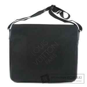 Louis Vuitton Messager Damier Geant Shoulder Bag